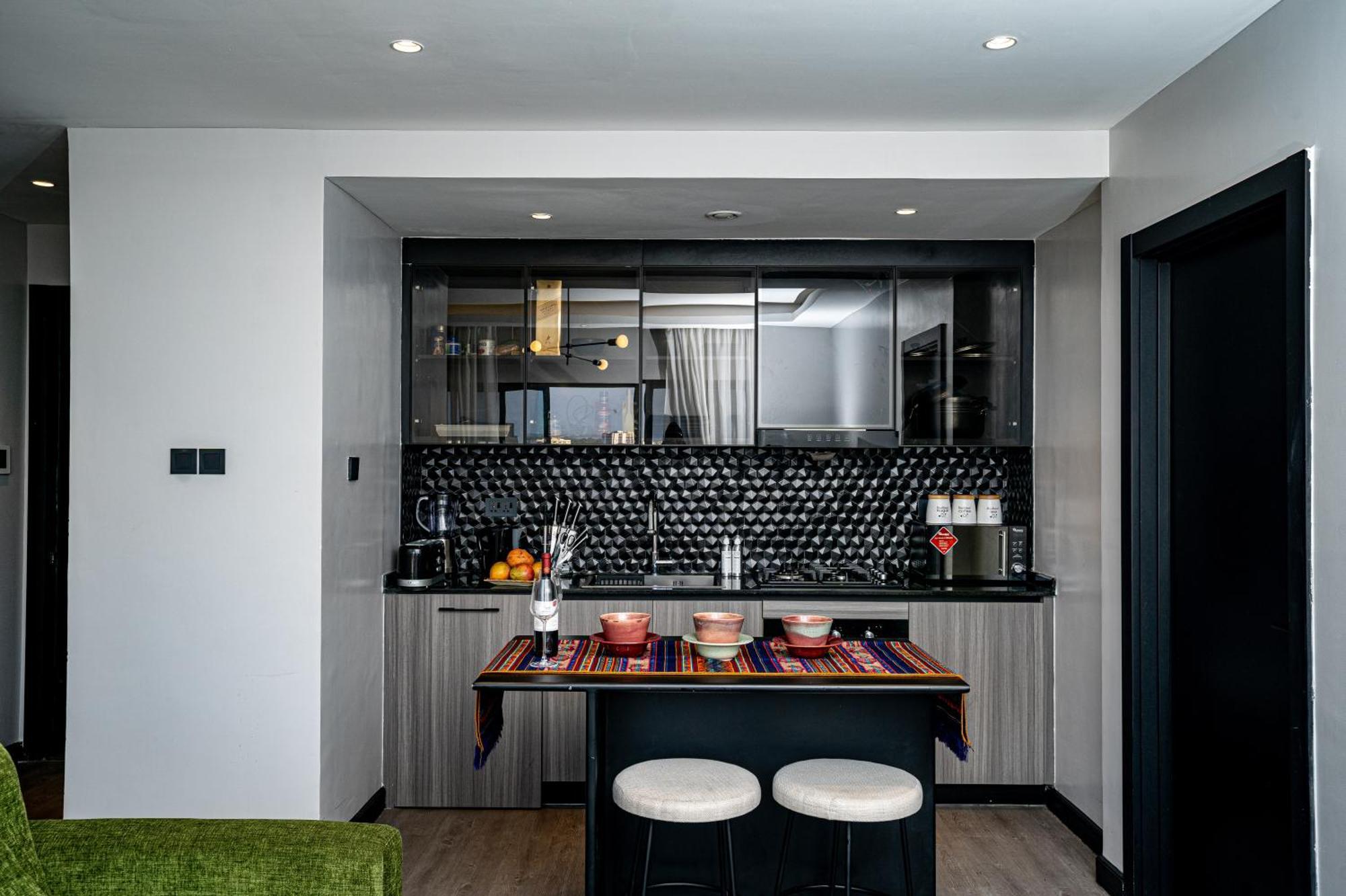 Escada Studio & 2-Bedroom, Rooftop Swimming Pool, Gym, Workspace, Wonderiss Homes Westland Living Nairobi Exterior photo